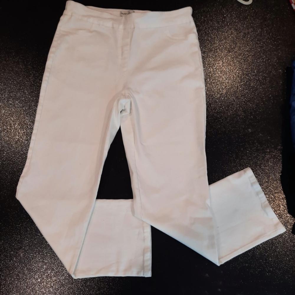 White Ponte Pull-on Comfort Stretch Pants sz L